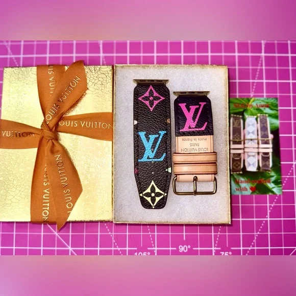 💝 Louis Vuitton Murakami Pink and Blue Apple Watch band handmade - Picture 8 of 16